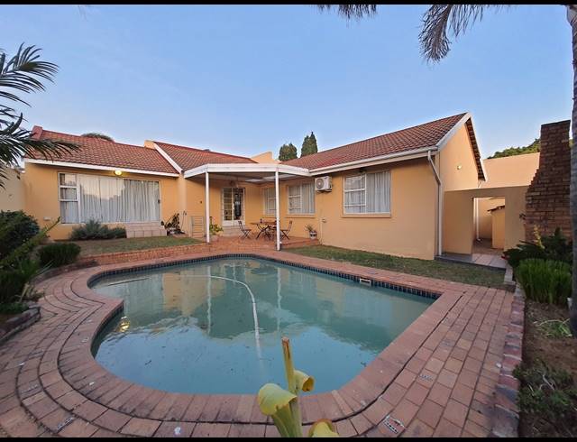 3 BEDROOM CLUSTER RENTED IN HALFWAY GARDENS